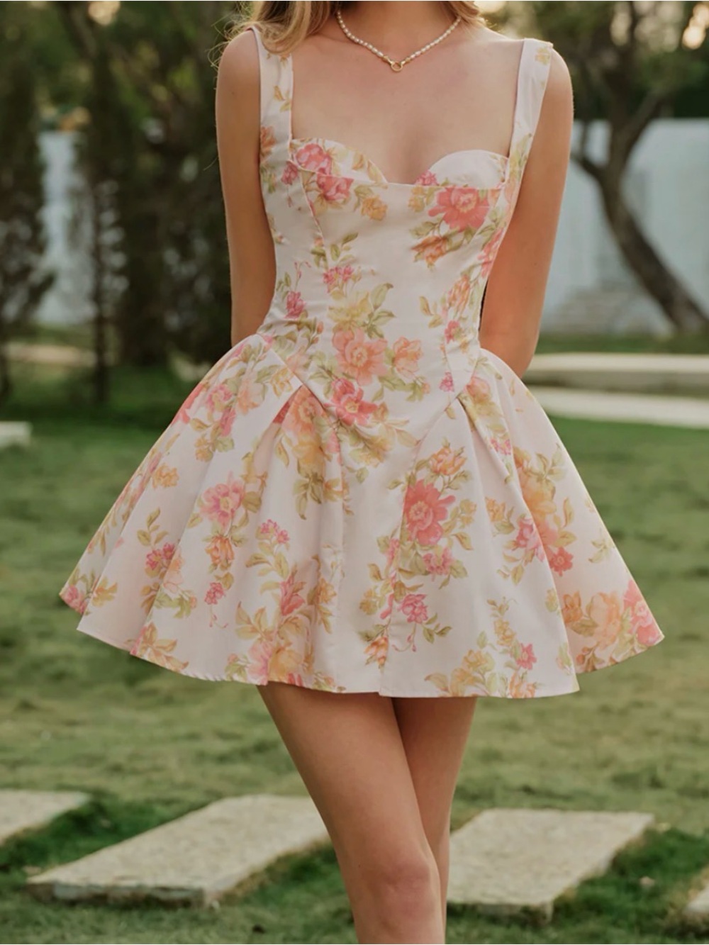 Commense Floral Print Sweetheart Sleeveless Dress
